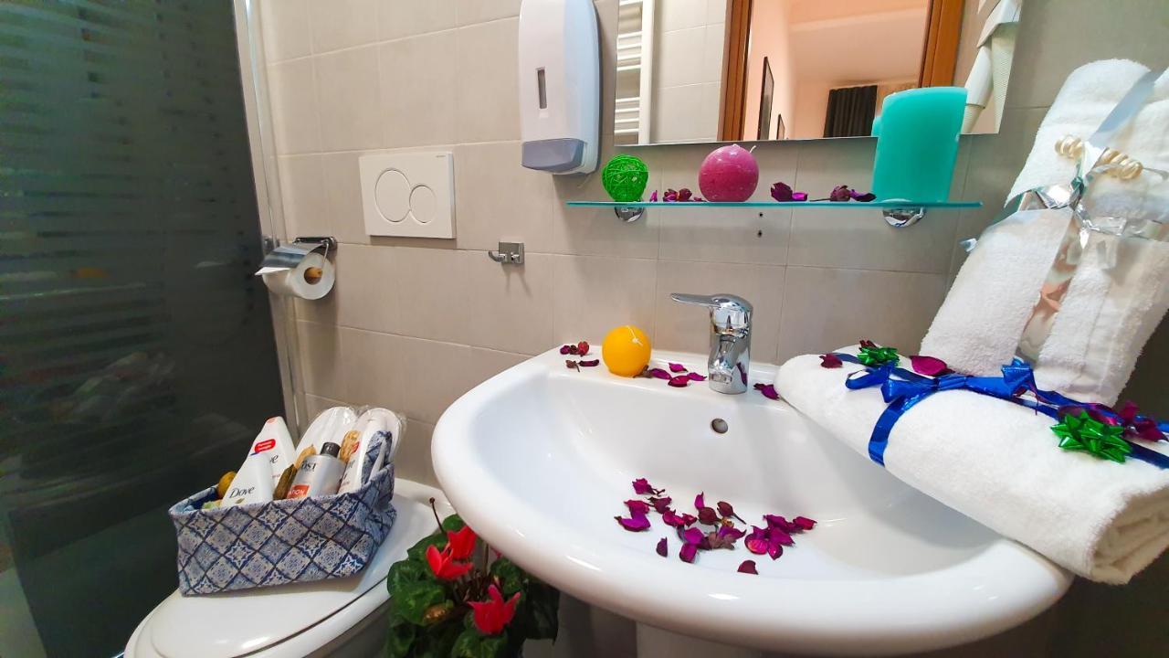فندق A Casa Simpatia - A Richiesta Parcheggio Gratuito ! روما المظهر الخارجي الصورة